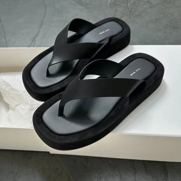 Row - Ginza Sandal Size 38 - BRAND NEW - Picture 2 of 8